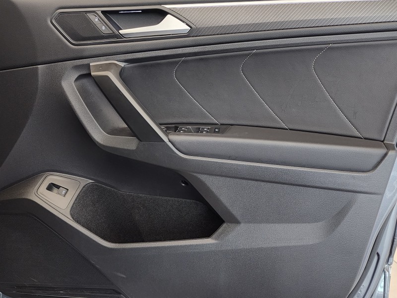 Volkswagen Tiguan Allspace - Audi Centre Somerset West - Image 16
