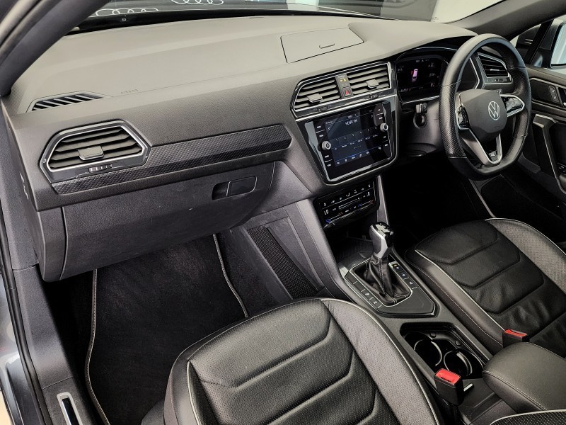 Volkswagen Tiguan Allspace - Audi Centre Somerset West - Image 15