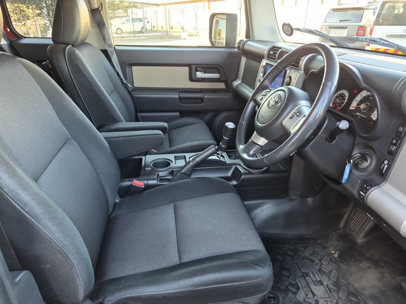 Toyota FJ Cruiser - Nic Bottari Toyota - Image 13