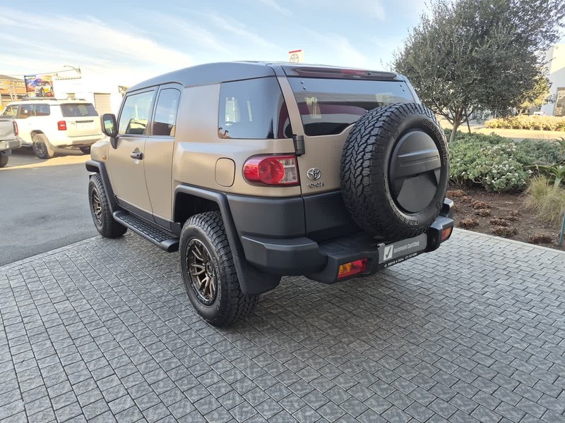 Toyota FJ Cruiser - Nic Bottari Toyota - Image 18