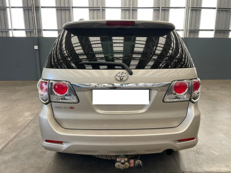 Toyota Fortuner - Mit Mak Motors - Image 6