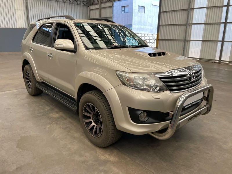 Toyota Fortuner - Mit Mak Motors - Image 3