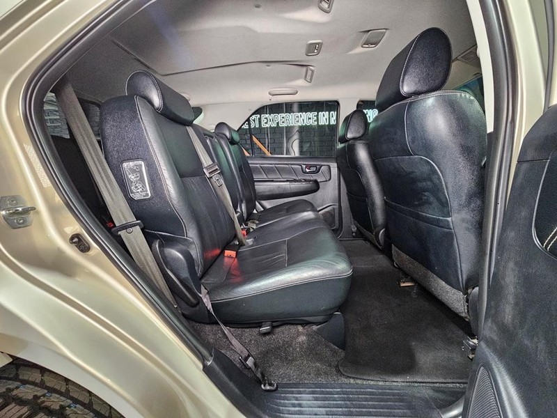 Toyota Fortuner - Mit Mak Motors - Image 22