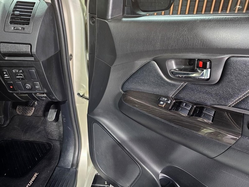 Toyota Fortuner - Mit Mak Motors - Image 8