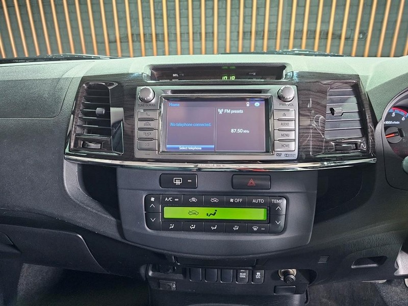 Toyota Fortuner - Mit Mak Motors - Image 14