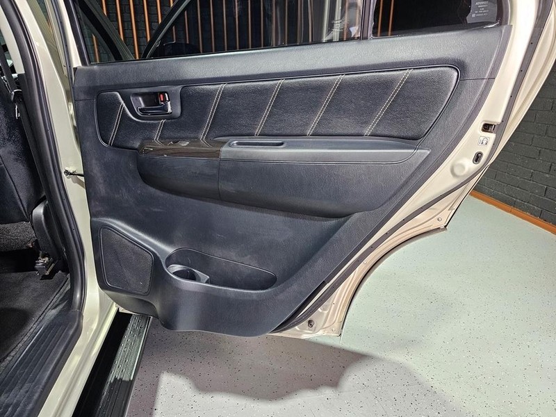 Toyota Fortuner - Mit Mak Motors - Image 20