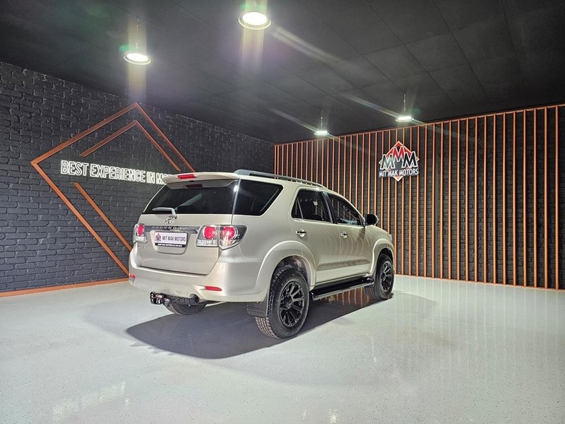 Toyota Fortuner - Mit Mak Motors - Image 27
