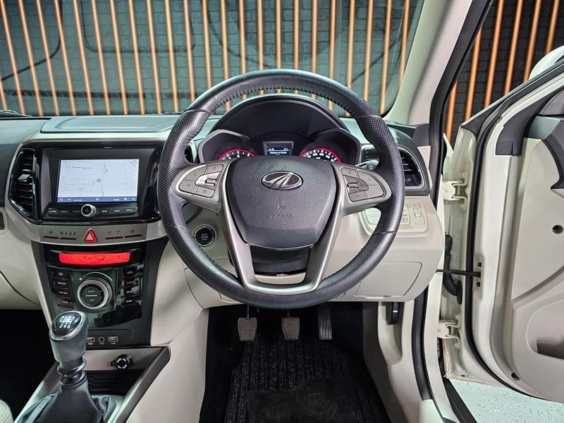 Mahindra XUV300 - Mit Mak Motors - Image 10