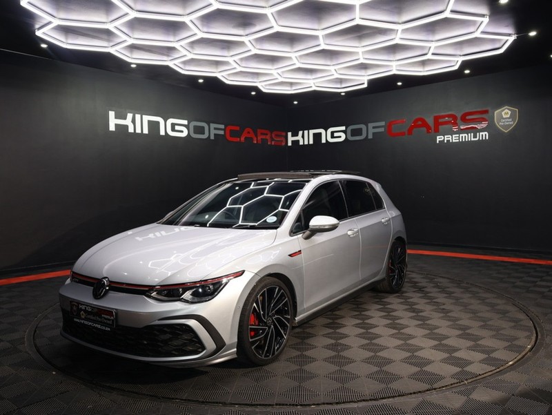 Volkswagen Golf - KING OF CARS - Image 3