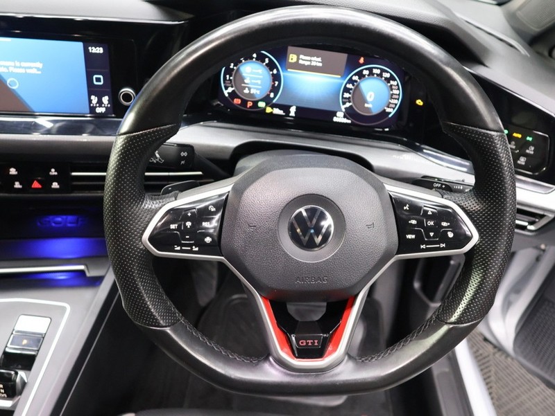 Volkswagen Golf - KING OF CARS - Image 11