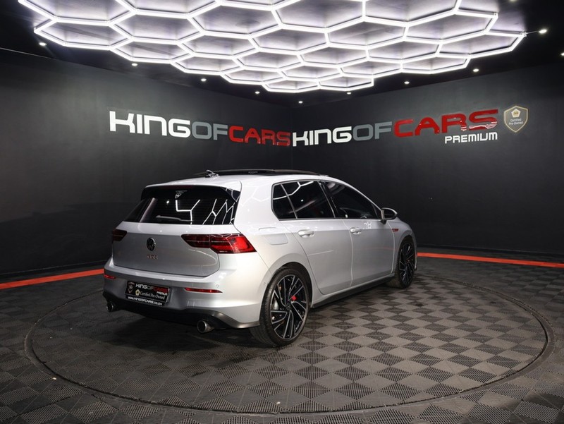 Volkswagen Golf - KING OF CARS - Image 8