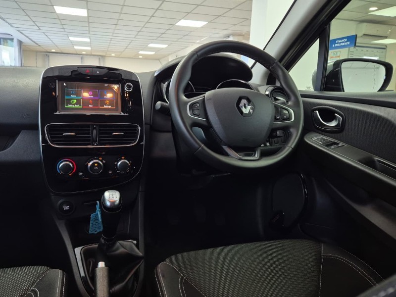 Renault Clio - Ford Bryanston - Image 12