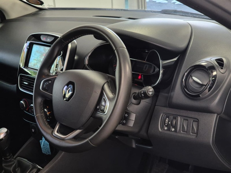 Renault Clio - Ford Bryanston - Image 8