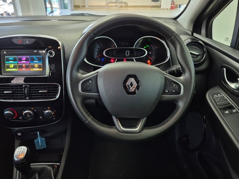 Renault Clio - Ford Bryanston - Image 11