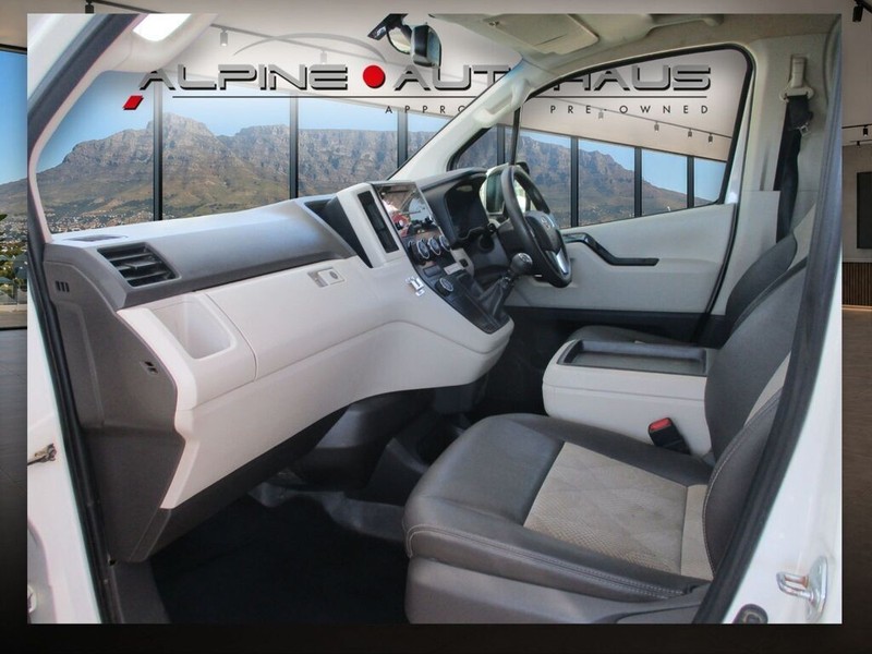 Toyota Quantum - Alpine Autohaus - Image 7