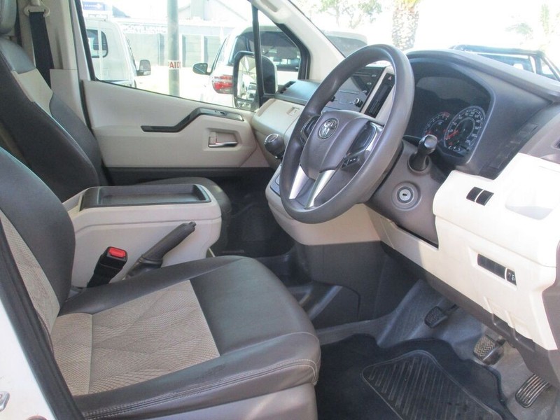 Toyota Quantum - Alpine Autohaus - Image 6