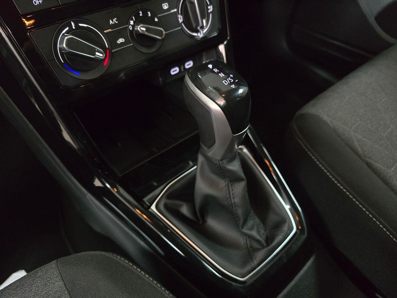 Volkswagen T-Cross - Hatfield VW Northcliff - Image 12