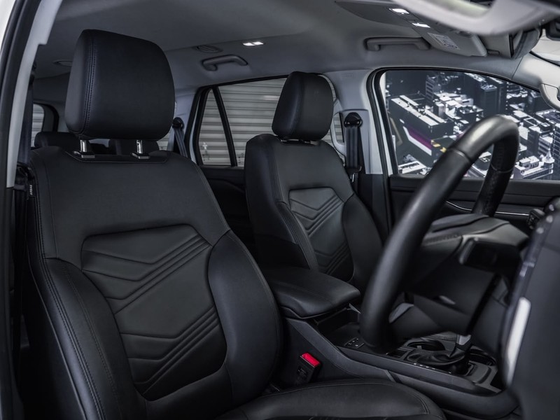 Ford Everest - Suzuki Sandton - Image 11