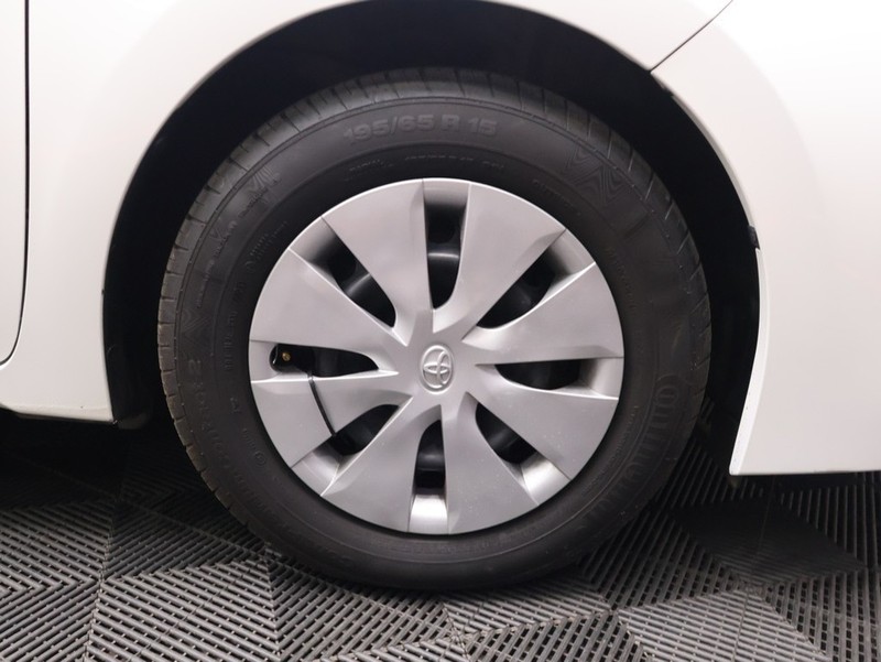 Toyota Corolla Quest - KING OF CARS - Image 14