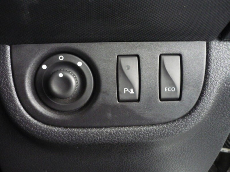 Renault Sandero - LisaCars - Image 15