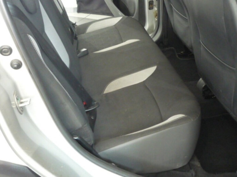 Renault Sandero - LisaCars - Image 13