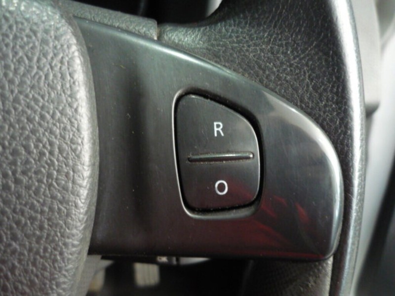 Renault Sandero - LisaCars - Image 17