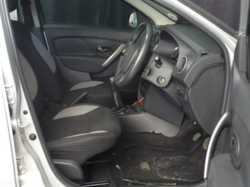 Renault Sandero - LisaCars - Image 12