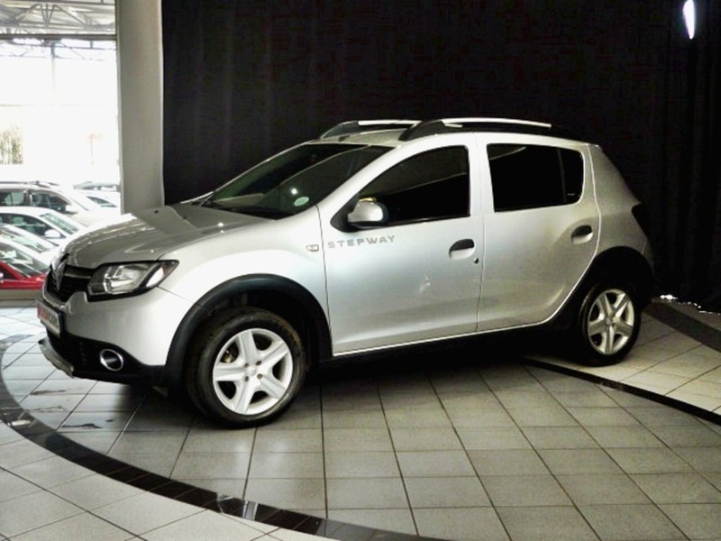 Renault Sandero - LisaCars - Image 4