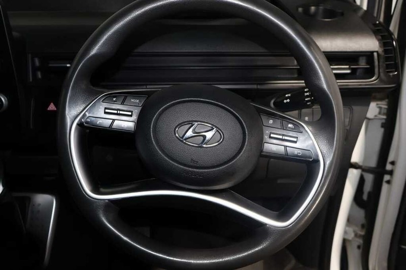 Hyundai Staria - Bluebird Motors - Image 9