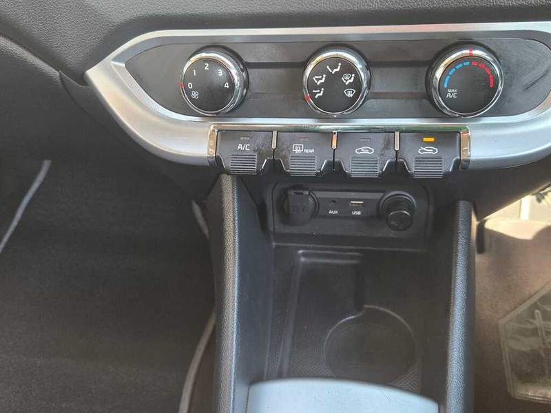 Kia Rio - Evolution Cars - Image 11