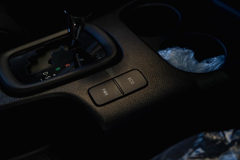 Toyota Hilux - Bruma Nissan - Image 18