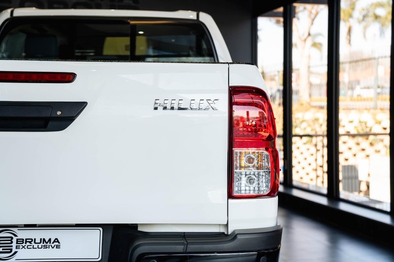 Toyota Hilux - Bruma Nissan - Image 4