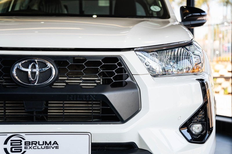 Toyota Hilux - Bruma Nissan - Image 3