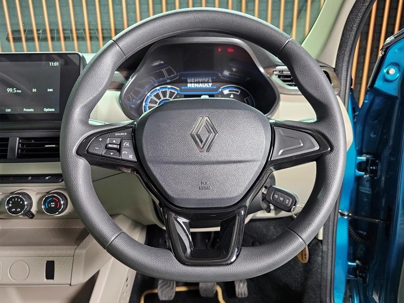 Renault Triber - Mit Mak Motors - Image 11