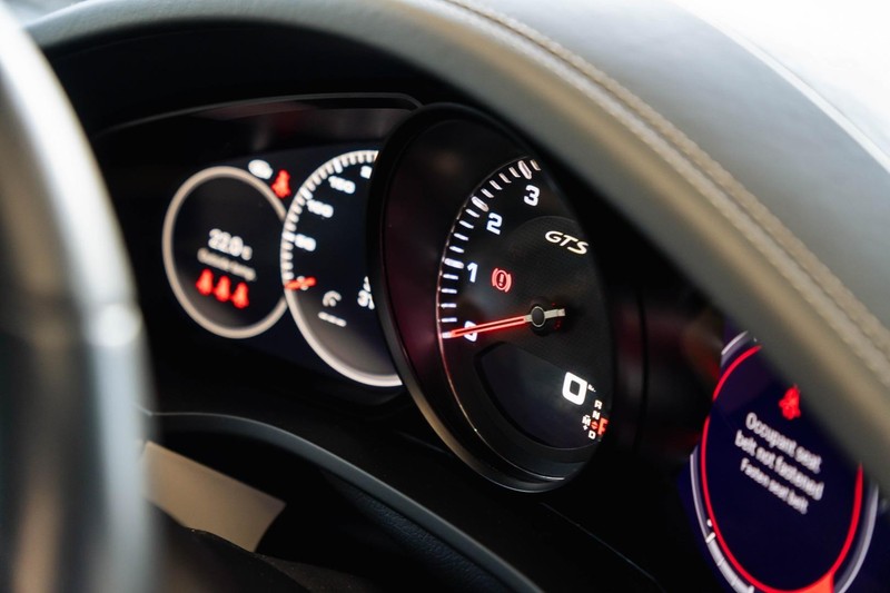 Porsche Cayenne - Bruma Nissan - Image 15