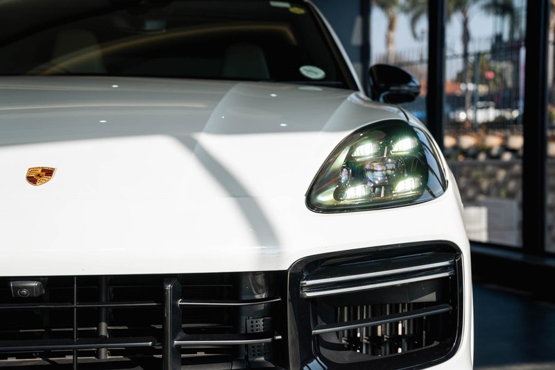 Porsche Cayenne - Bruma Nissan - Image 3