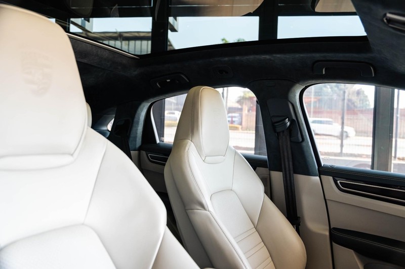 Porsche Cayenne - Bruma Nissan - Image 18