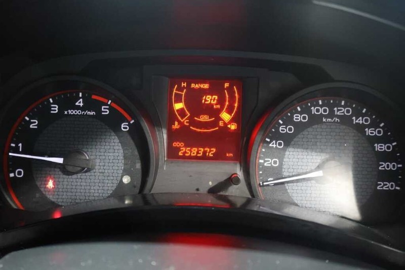 Isuzu D-Max - Bluebird Motors - Image 10