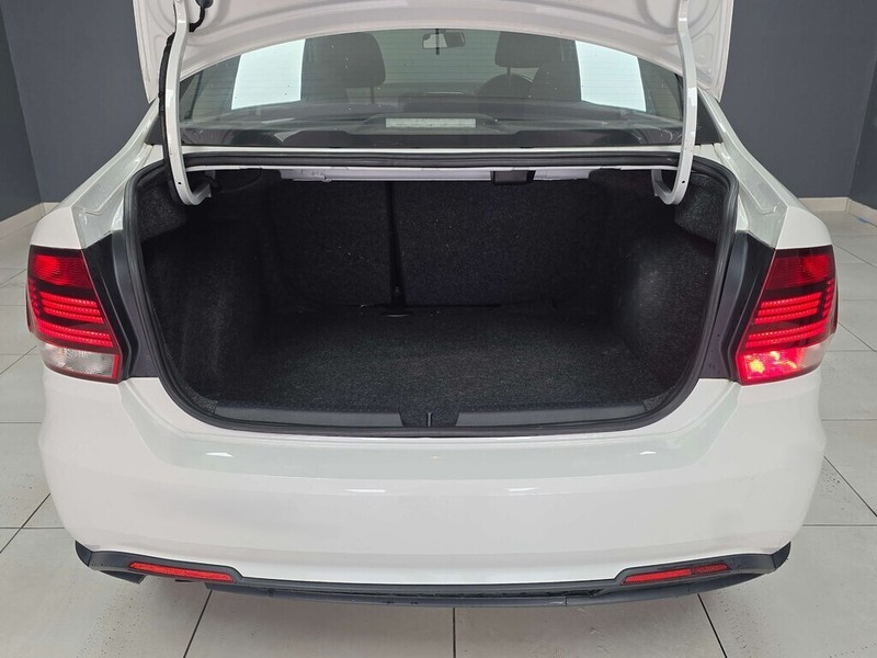 Volkswagen Polo - WP Motors - Image 13