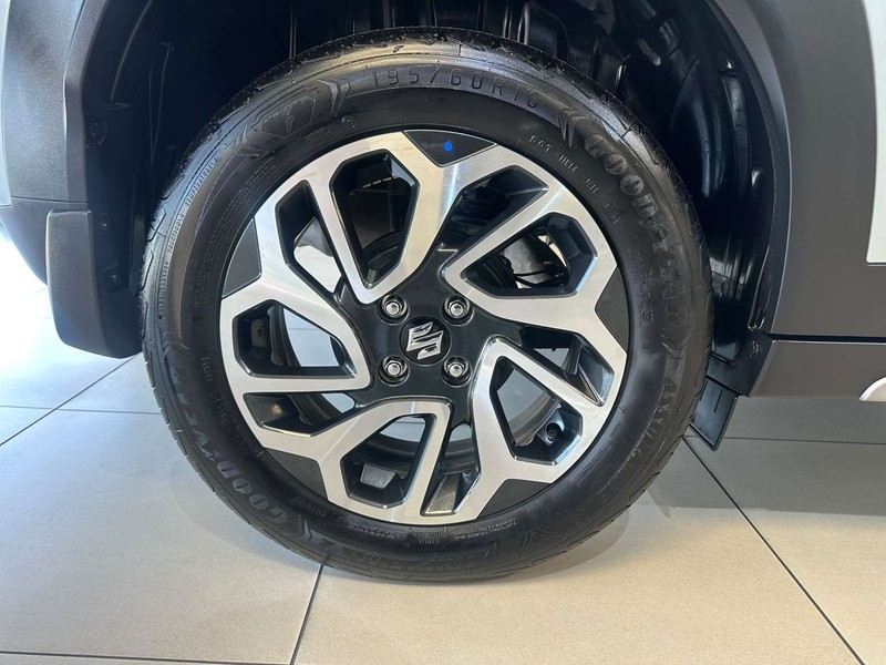 Suzuki Fronx - Mazda Woodmead - Image 5