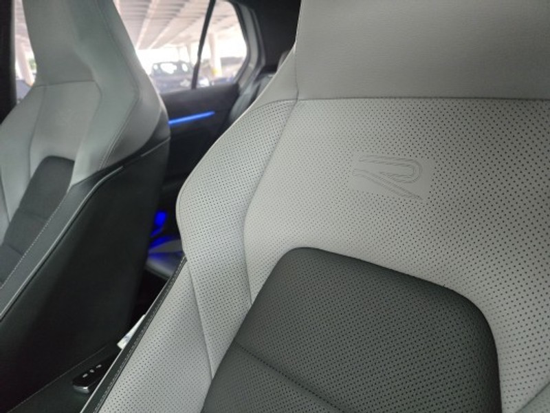 Volkswagen Golf - Hatfield VW Northcliff - Image 16