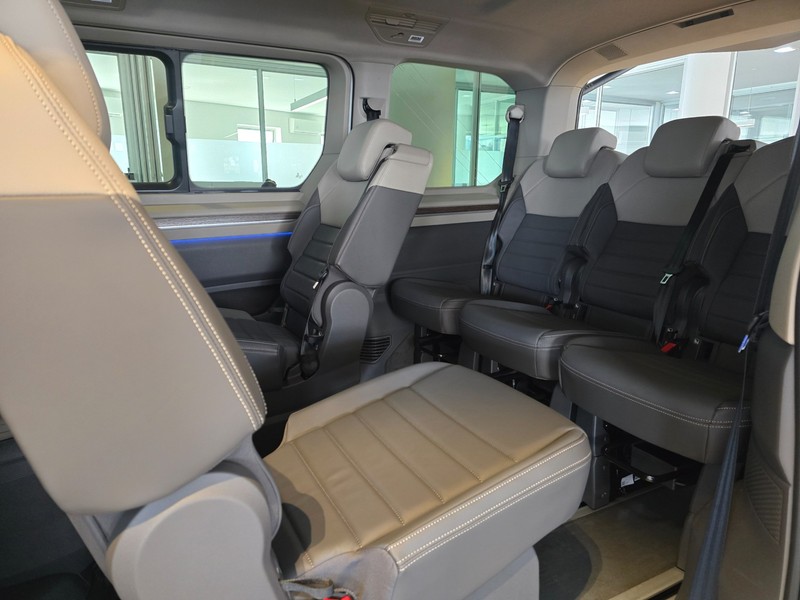 Volkswagen Caravelle - Hatfield VW Northcliff - Image 22