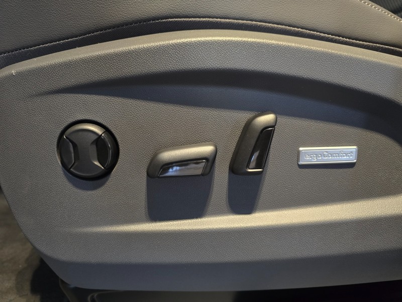Volkswagen Caravelle - Hatfield VW Northcliff - Image 19