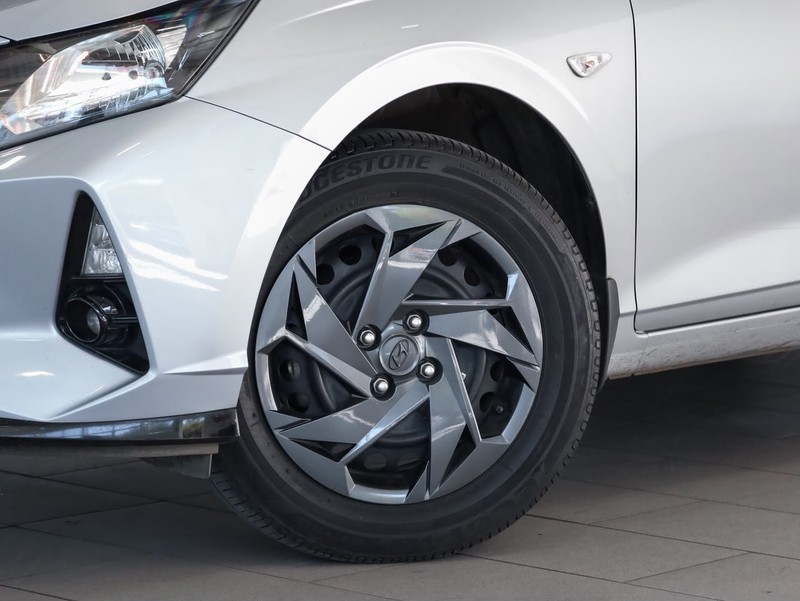 Hyundai i20 - Hatfield VW Bryanston - Image 2