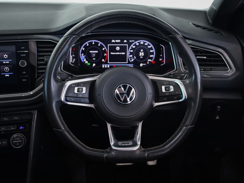 Volkswagen T-Roc - Hatfield VW Bryanston - Image 19