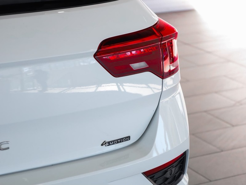 Volkswagen T-Roc - Hatfield VW Bryanston - Image 12
