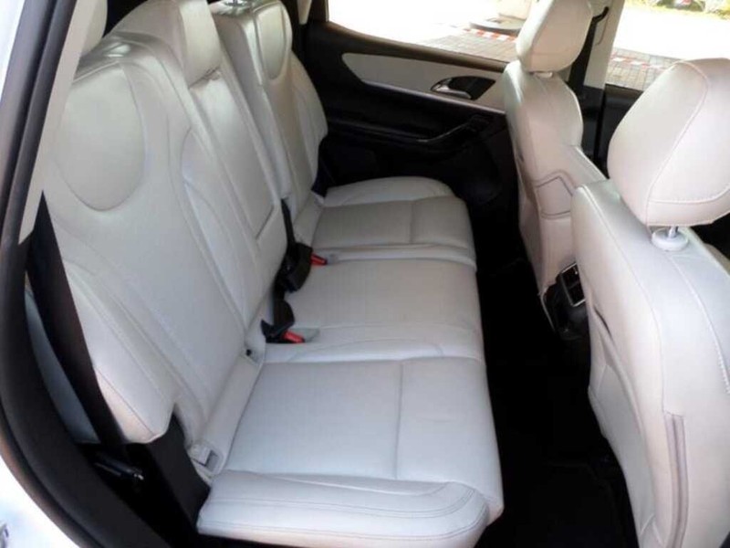 Mahindra XUV700 - Auto Investments Waterkloof - Image 11