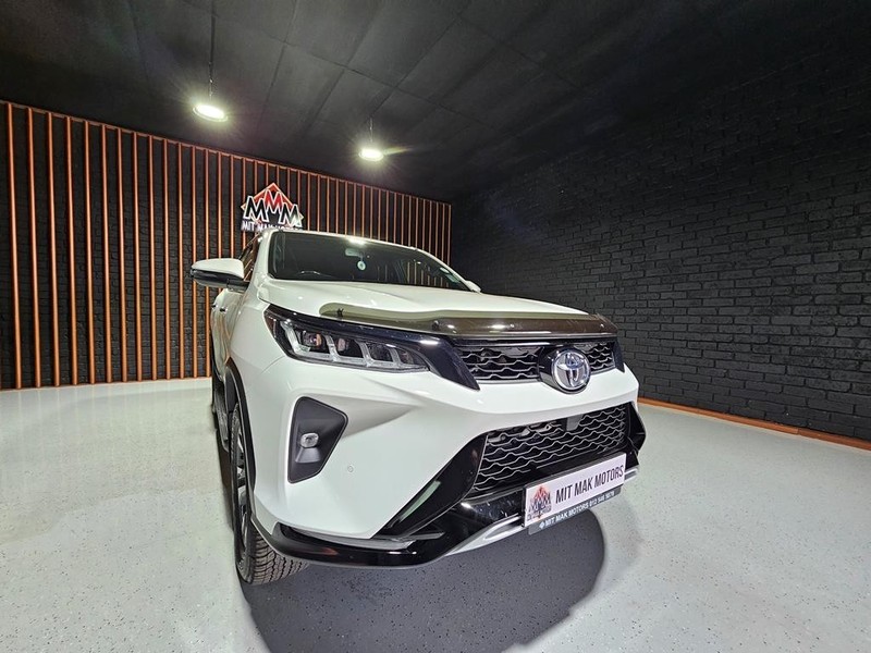 Toyota Fortuner - Mit Mak Motors - Image 6