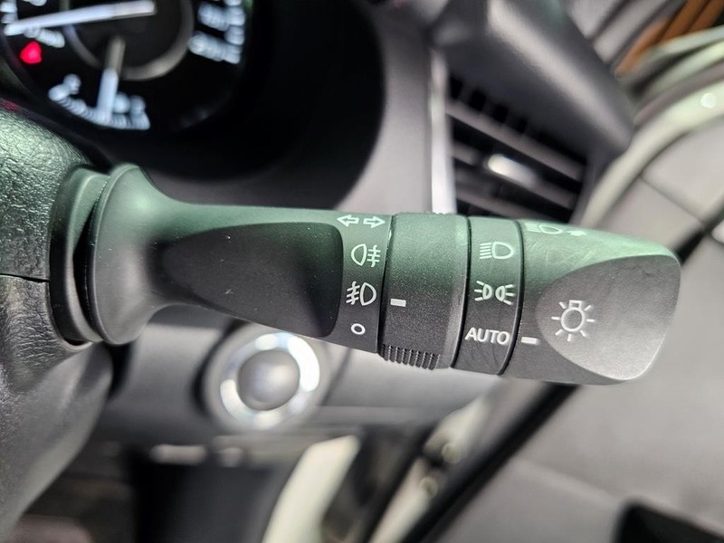 Toyota Fortuner - Mit Mak Motors - Image 18