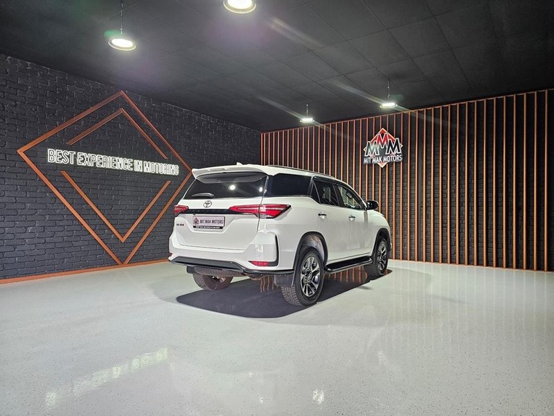 Toyota Fortuner - Mit Mak Motors - Image 27